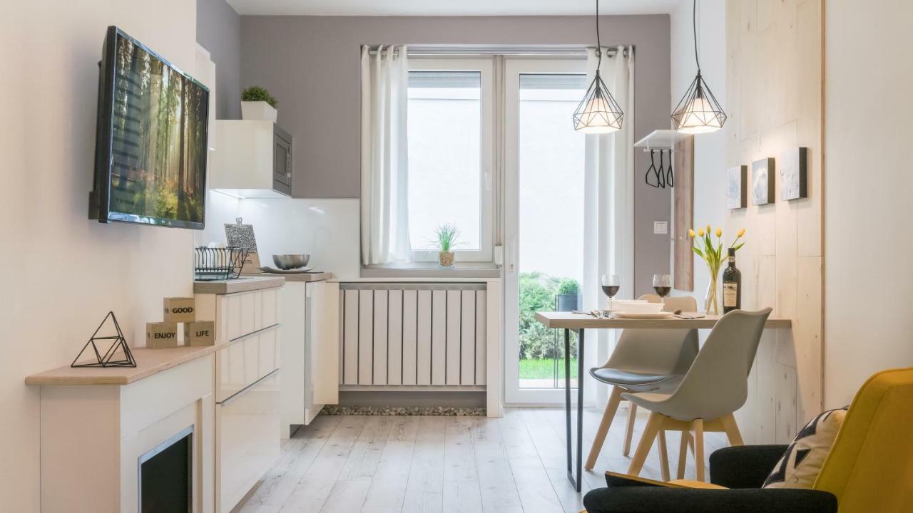 Luxury Studio 24 Дьёр Экстерьер фото